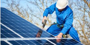 Installation Maintenance Panneaux Solaires Photovoltaïques à Saint-Just-d'Ardeche
